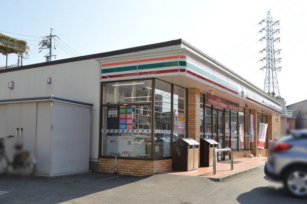 マルベリー瑞穂(セブンイレブン名古屋弥富通1丁目店)