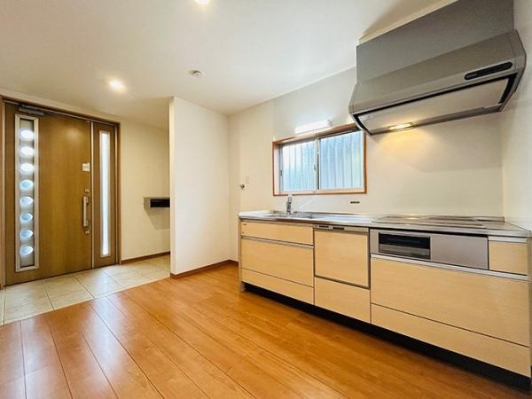 中古一戸建　緑区定納山2丁目