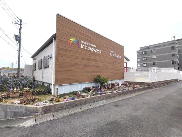 ファーストタウン愛知郡第1東郷町三ツ池　2号棟(にじいろ保育園)