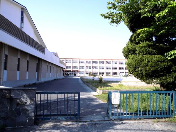 クレイドルガーデン日進市岩崎町第6　3号棟(日進市立日進中学校)