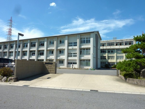 日進市赤池町箕ノ手の土地(日進市立日進西中学校)