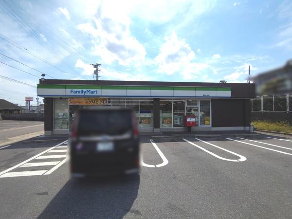 宝マンション滝ノ水第七B棟(ファミリーマート緑篭山西店)