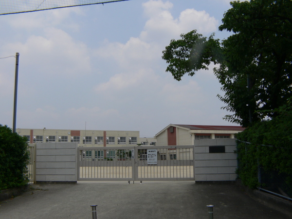 エルグランデ左京山(名古屋市立平子小学校)
