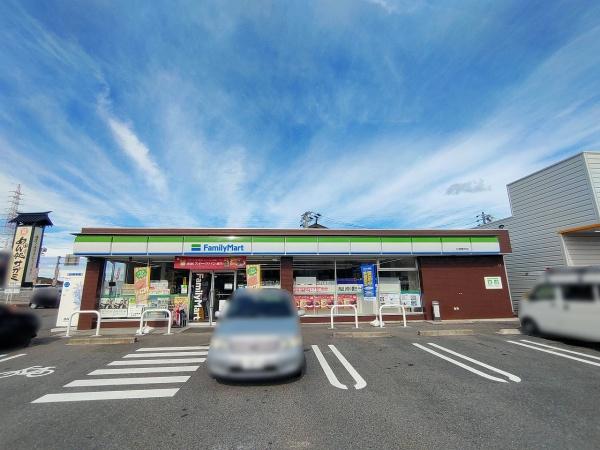 エルシエロ日進太陽の館(ファミリーマート日進蟹甲店)