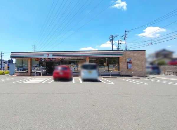 リーブルガーデン緑区細口2丁目　1号棟(セブンイレブン名古屋平手北1丁目店)