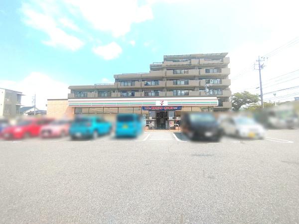ミラスモ天白区植田本町2402　2号棟(セブンイレブン名古屋元植田2丁目店)