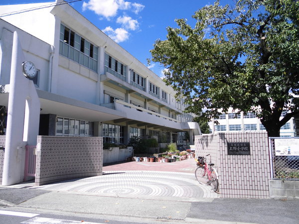 名古屋市千種区赤坂町２丁目の中古一戸建て(名古屋市立上野小学校)