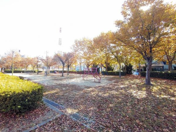 ホワイトキャッスル植田II(井口公園)