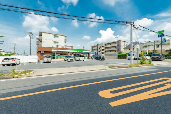ミラスモ緑区尾崎山2302　全1棟(ファミリーマート緑尾崎山店)