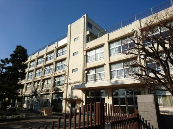 練馬区向山3丁目の中古一戸建て(練馬区立開進第二中学校)