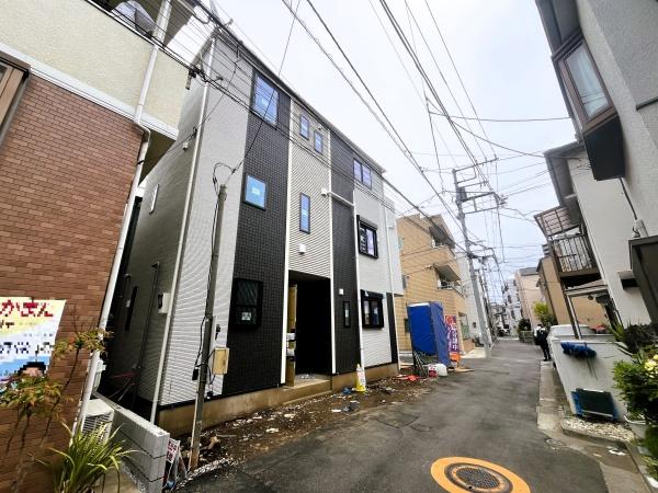 板橋区板橋３丁目の新築一戸建