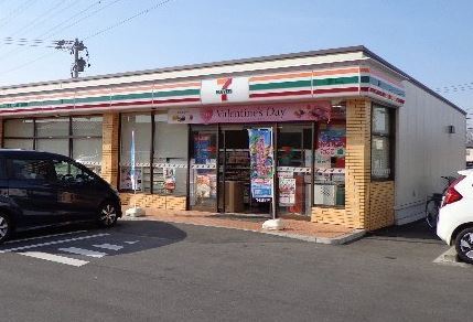 春日井市穴橋町2丁目の中古一戸建て(セブンイレブン春日井穴橋町3丁目店)