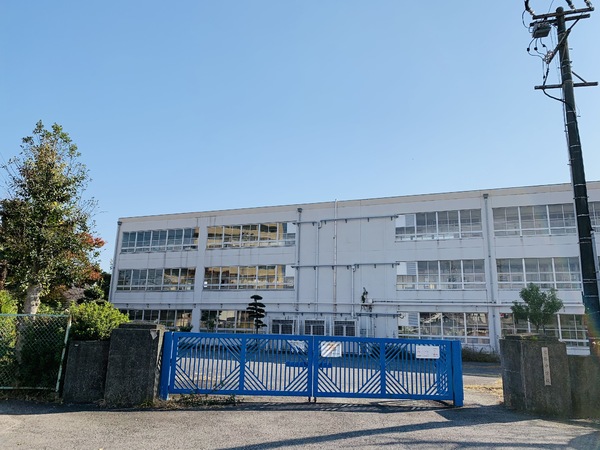 春日井市穴橋町2丁目の中古一戸建て(春日井市立東部中学校)