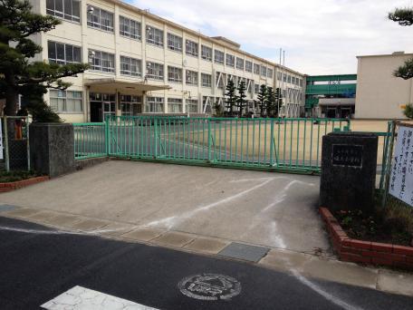 春日井市味美上ノ町の中古一戸建て(春日井市立味美小学校)