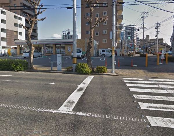 グローリアスハイツ春日井(セブンイレブン春日井中央通店)