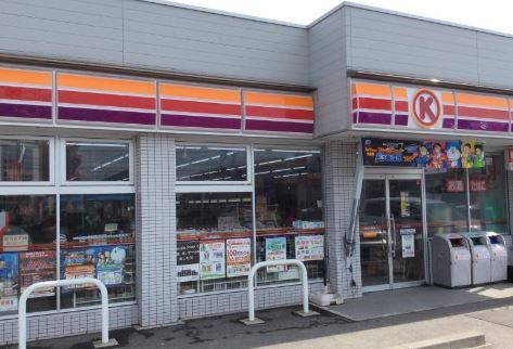 シャトレ愛松春日井(ファミリーマート春日井八田町店)