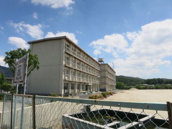 春日井市押沢台7丁目の土地(春日井市立押沢台小学校)