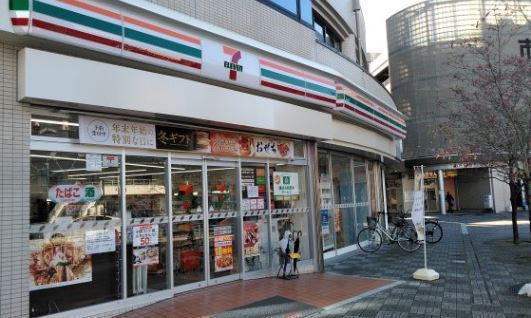ライオンズステーションプラザ勝川弐番館(セブンイレブン春日井勝川駅前店)