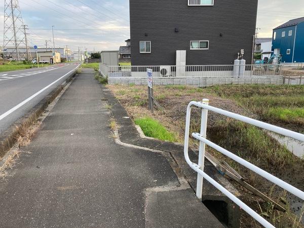 安八郡輪之内町里の土地