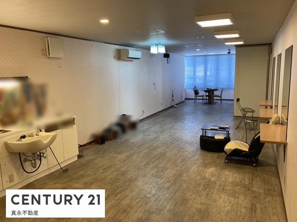 大垣市錦町　店舗付住宅