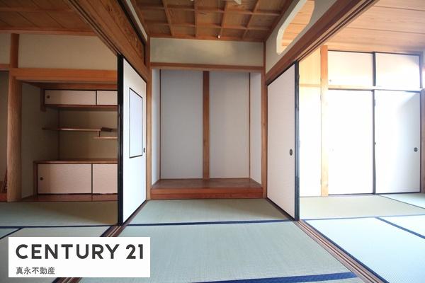 安八郡輪之内町塩喰の中古一戸建て