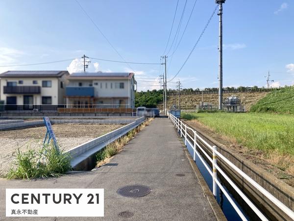 大垣市三本木２丁目の新築一戸建