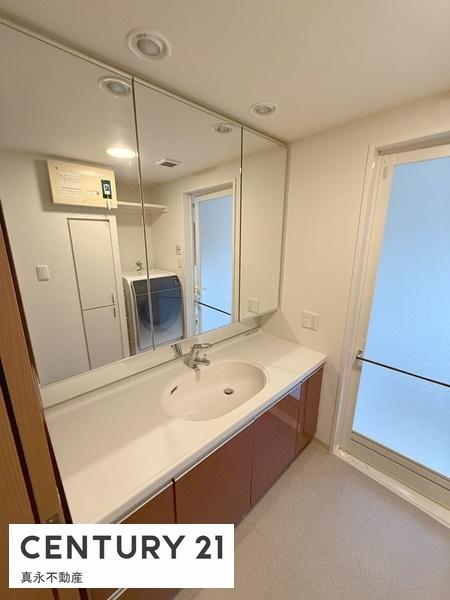 シャトレ愛松鷹匠(洗面台・洗面所)