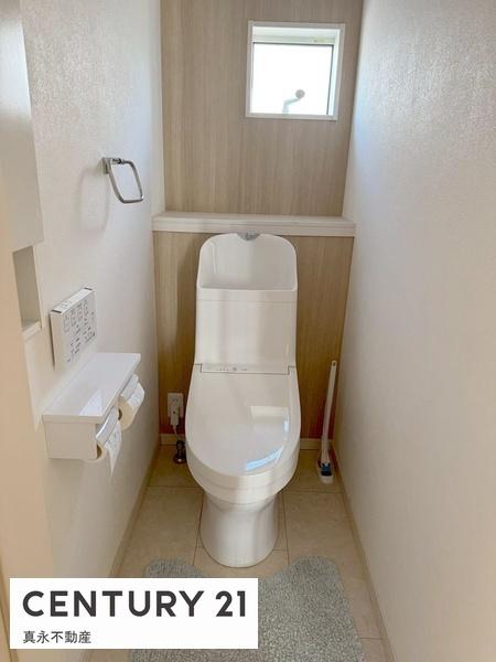 瑞穂市稲里の中古一戸建て(トイレ)