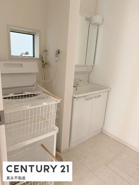 瑞穂市稲里の中古一戸建て(洗面台・洗面所)
