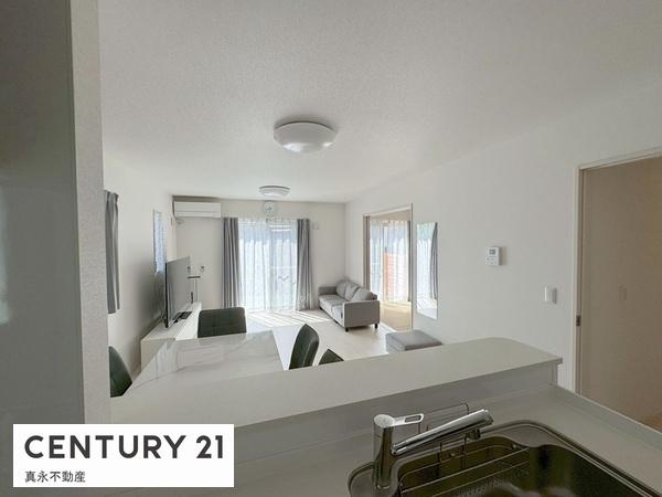 瑞穂市稲里の中古一戸建て(リビング)