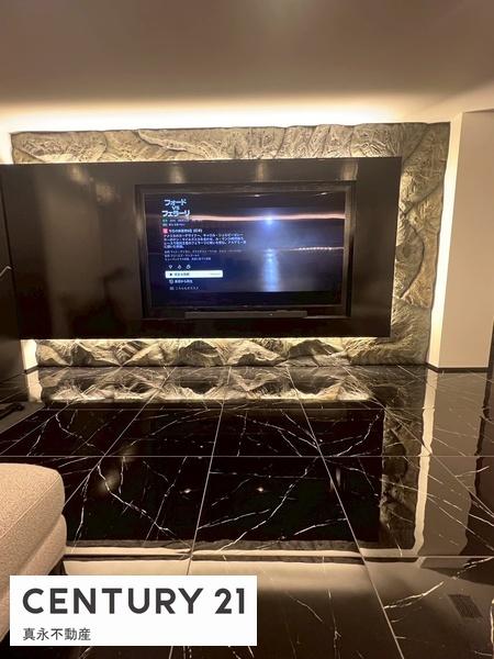 瑞穂市犀川4丁目の中古一戸建て(リビング)