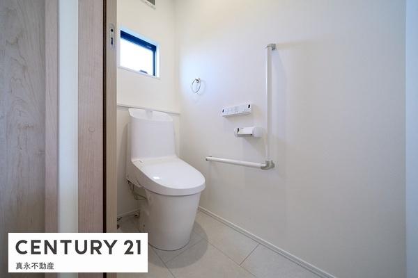 大垣市長松町の新築一戸建(トイレ)