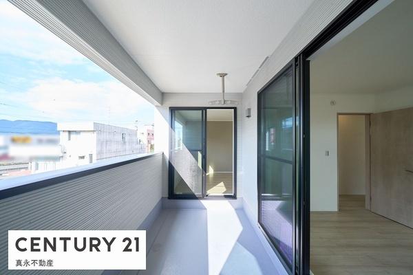 大垣市長松町の新築一戸建(バルコニー)