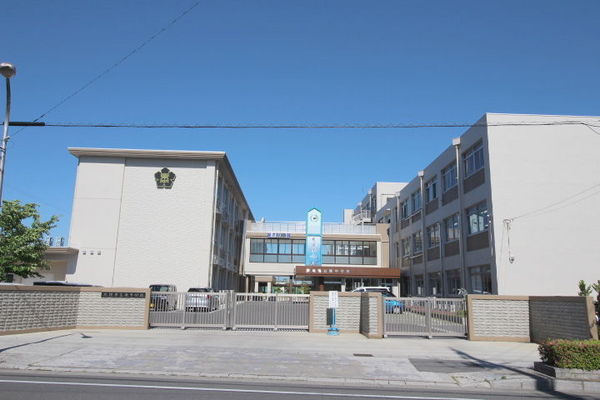 大垣市清水町の土地(大垣市立東中学校)