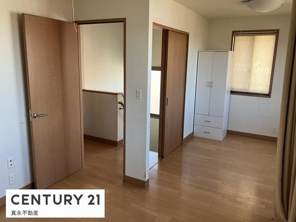 不破郡垂井町宮代　店舗付住宅