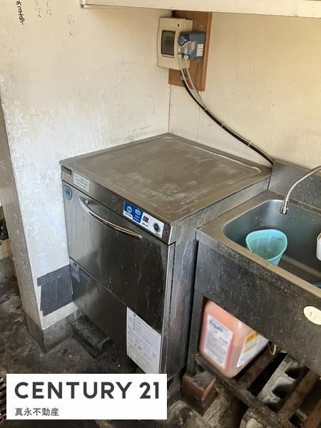 不破郡垂井町宮代　店舗付住宅