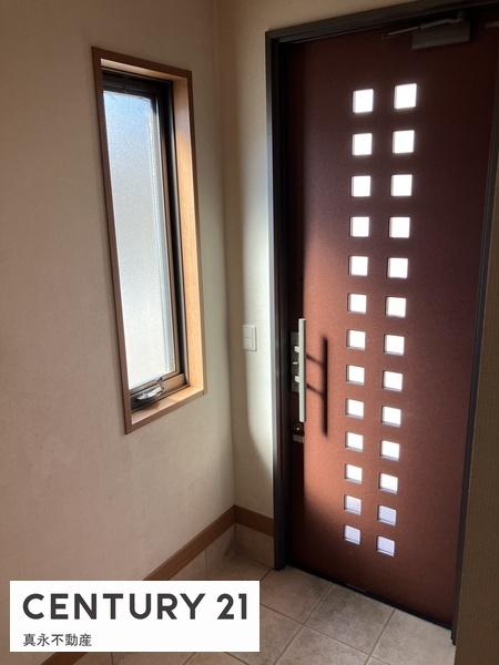 不破郡垂井町宮代　店舗付住宅