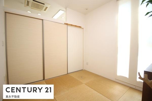大垣市中川町2丁目　店舗