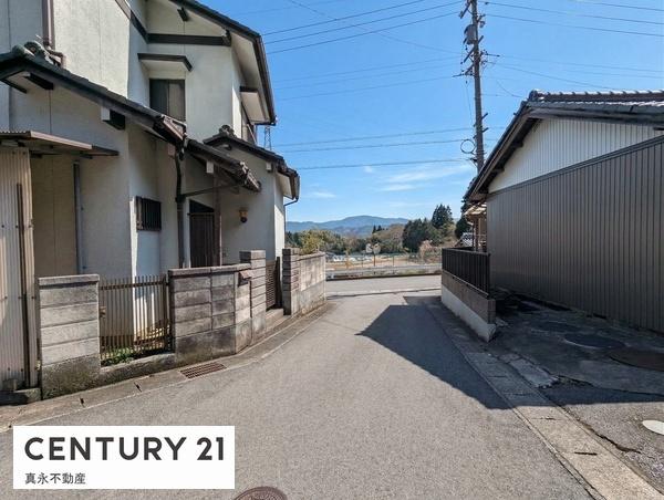 不破郡関ケ原町大字関ケ原の中古一戸建て