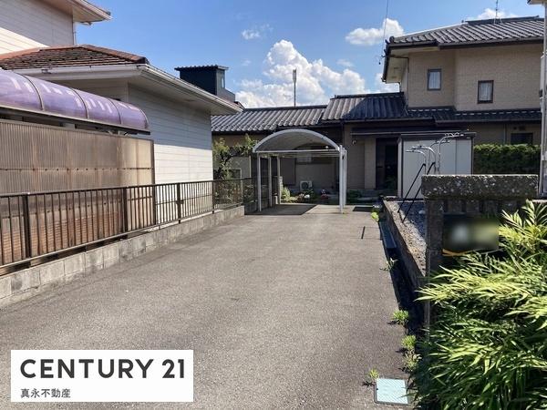 不破郡垂井町綾戸の中古一戸建