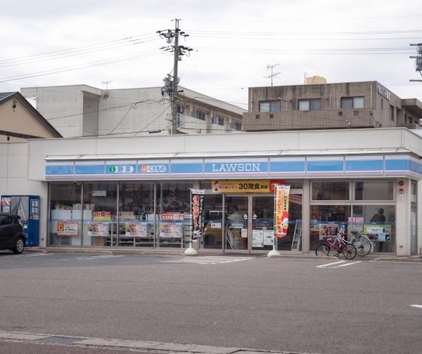 大垣市東前２丁目の新築一戸建(ローソン大垣鶴見町店)