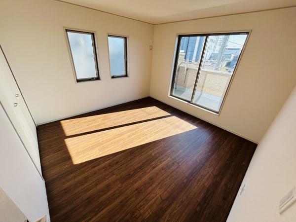 いろどりアイタウン水戸市新原1丁目21-P1　1号棟