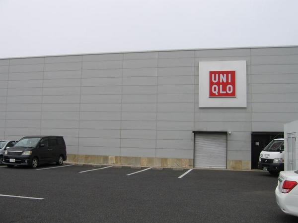 いろどりアイタウン　那珂市杉23-P1　3号棟(ユニクロ那珂店)