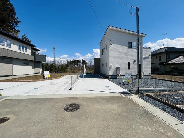 いろどりアイタウン笠間市平町23-P1　8号棟