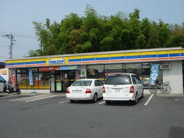 ケイアイエルデ 水戸市見川21期 3号棟(ミニストップ水戸見川3丁目店)