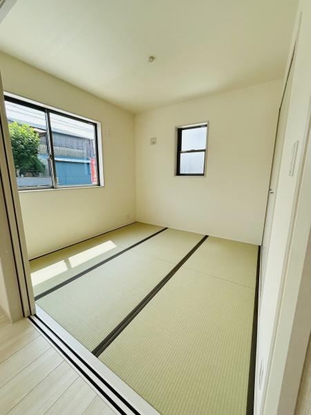 リーブルガーデン　笠間市旭町第12　1号棟