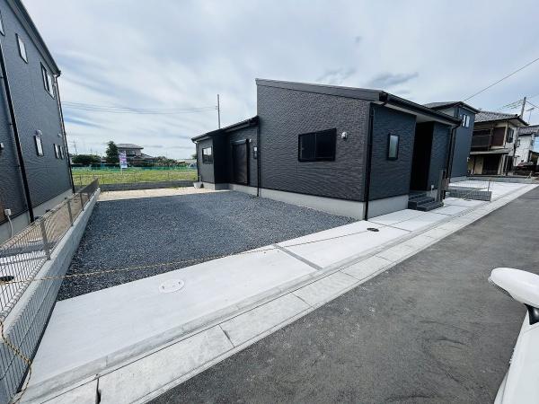 リーブルガーデン　笠間市旭町第12　3号棟