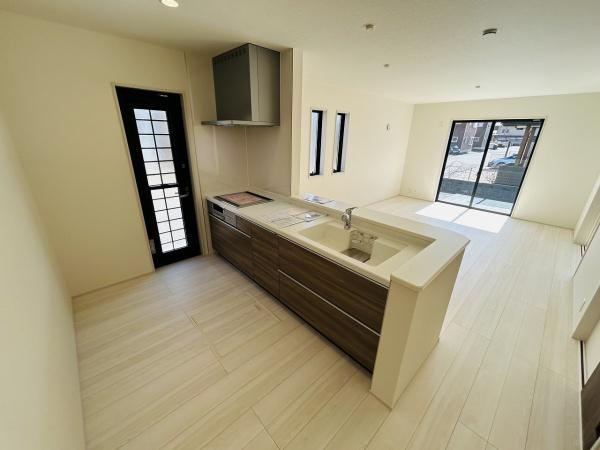 リーブルガーデン　ひたちなか市外野1期　1号棟