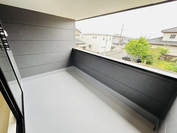 リーブルガーデン　ひたちなか市平磯遠原町第11　2号棟