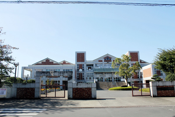 Cradlegardenひたちなか市田彦第5 2号棟(ひたちなか市立田彦中学校)